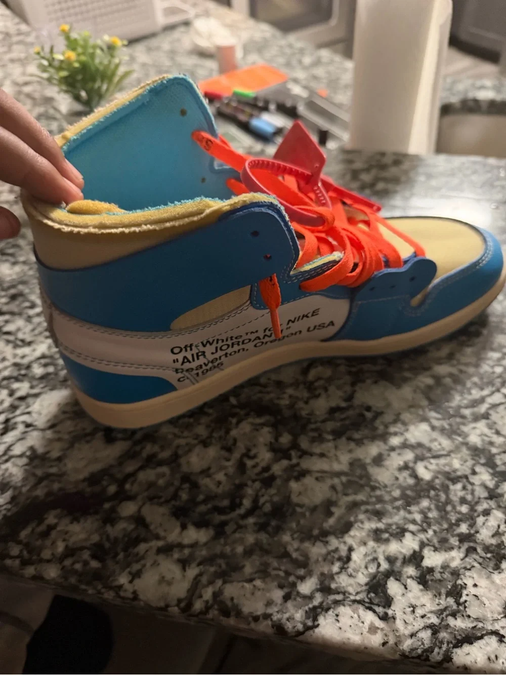 Off White Unc Jordan 1’s Mens